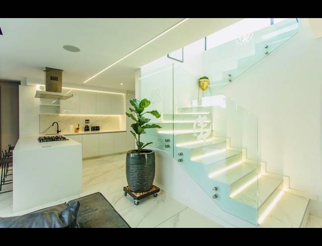 3 BEDROOM PROPERTY TO RENT IN FOURWAYS GARDENS